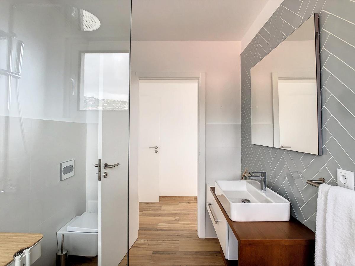 Villa Omar By Lovelystay Canhas Exterior foto